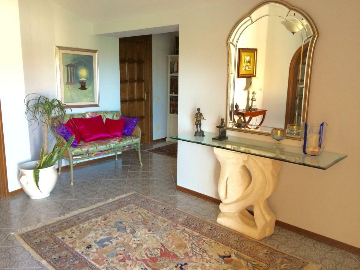 Tony Home Olbia Exterior photo